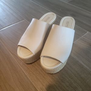 MK Wedges